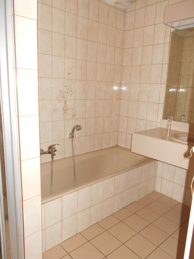 Hotel Du Jura Audincourt Zewnętrze zdjęcie